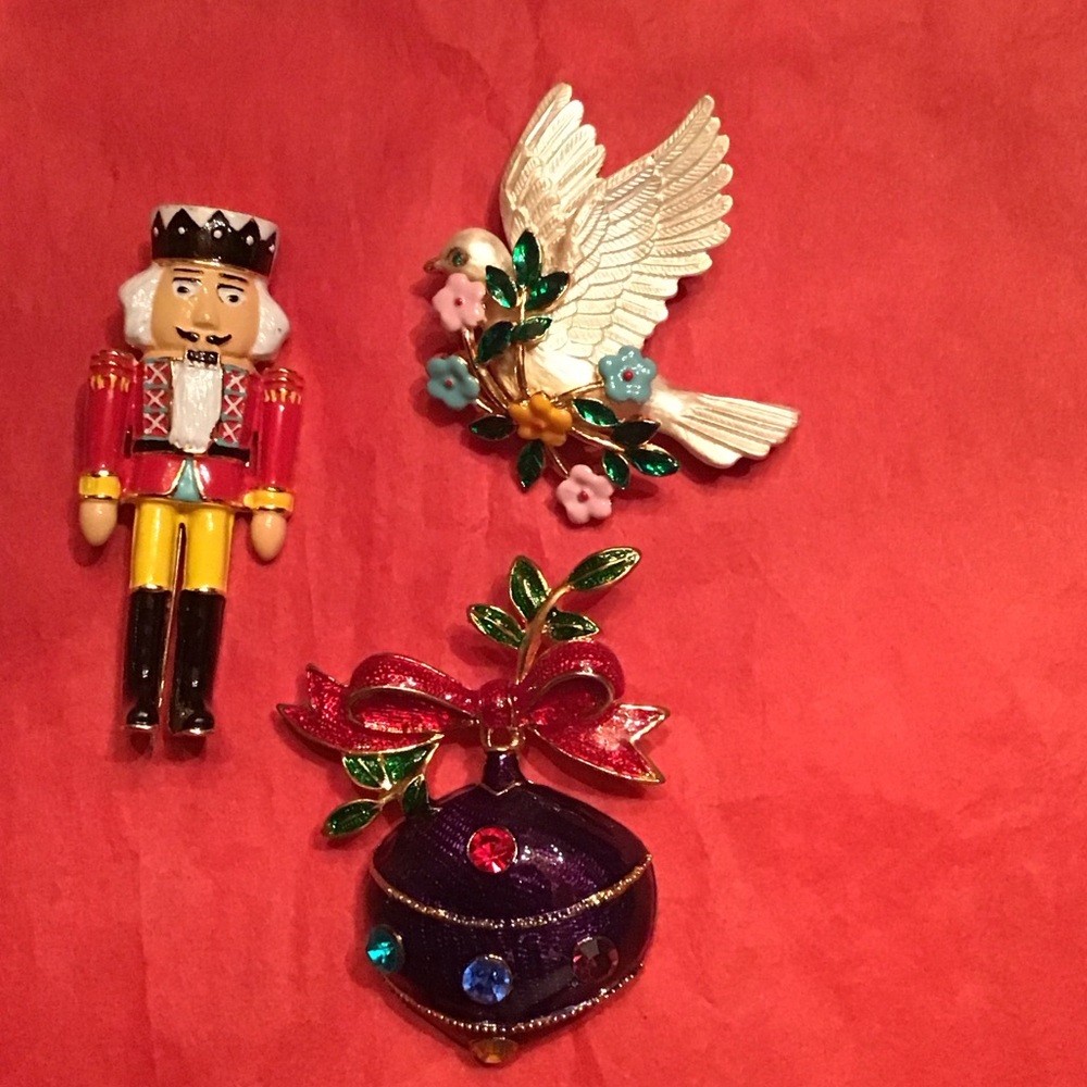 Festive Nutcracker and Dove Brooch Set Bundle #8